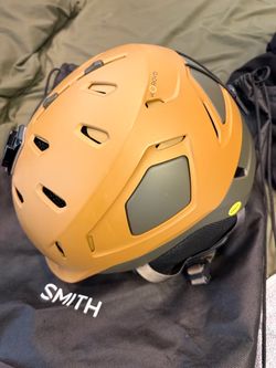 Large Smith Helmet