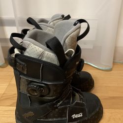 Vans Snowboard Boots Woman Size 8