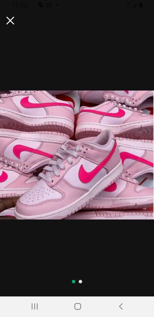 The are brand new.
Barbie Colors. 
Tripple Pink Nike Dunks 3.5y 5w Rare Barbie Colors. $120
🤩 CHECK OUT MY OTHER LISTINGS🤩





Jordan 1 Jordan 2 re