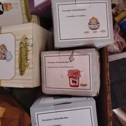 Porcelain Collectible Box 