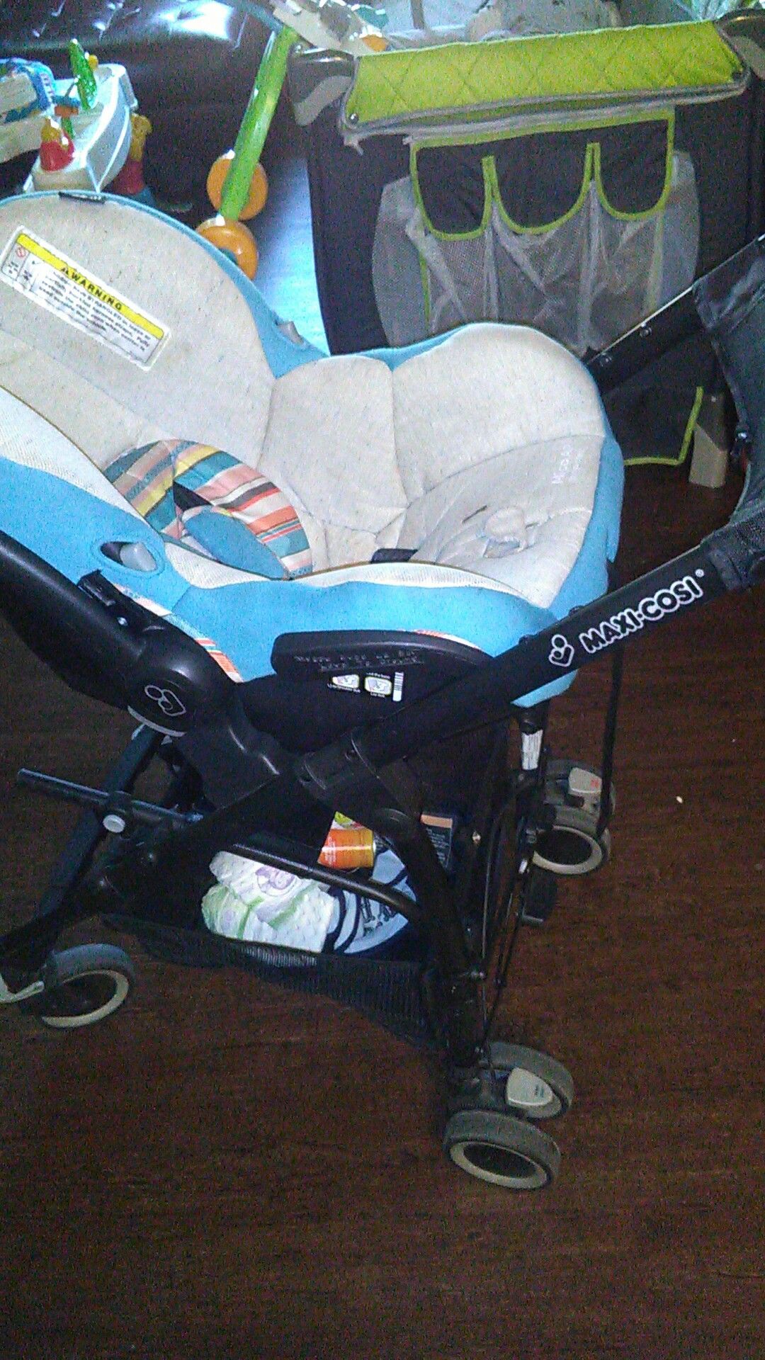 Small baby stroller and base for carseat