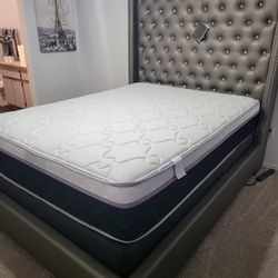 NEW QUEEN PILLOW TOP MATTRESS and BOX SPRING. Bed frame not included 👍