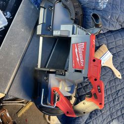 Milwaukee Fuel Band Saw 5 Inch