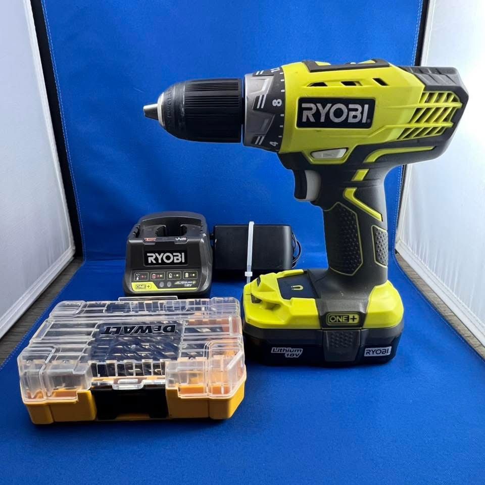 RYOBI ONE+ 18V Cordless 1/2 in. Drill/Driver Kit