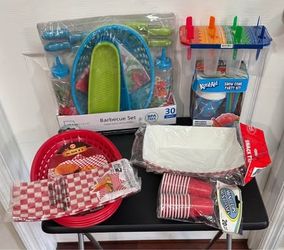 New Outdoor BBQ Picnic Serving etc $10 for All
