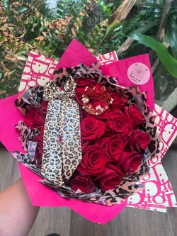 Long stem Red Rose Bouquet/Ramo Buchon