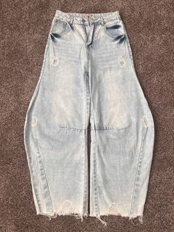 Azara Paris Barrel Leg Jeans Size Small Petite 26.5” Inseam