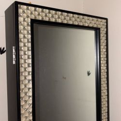 Diamond Storage Mirror