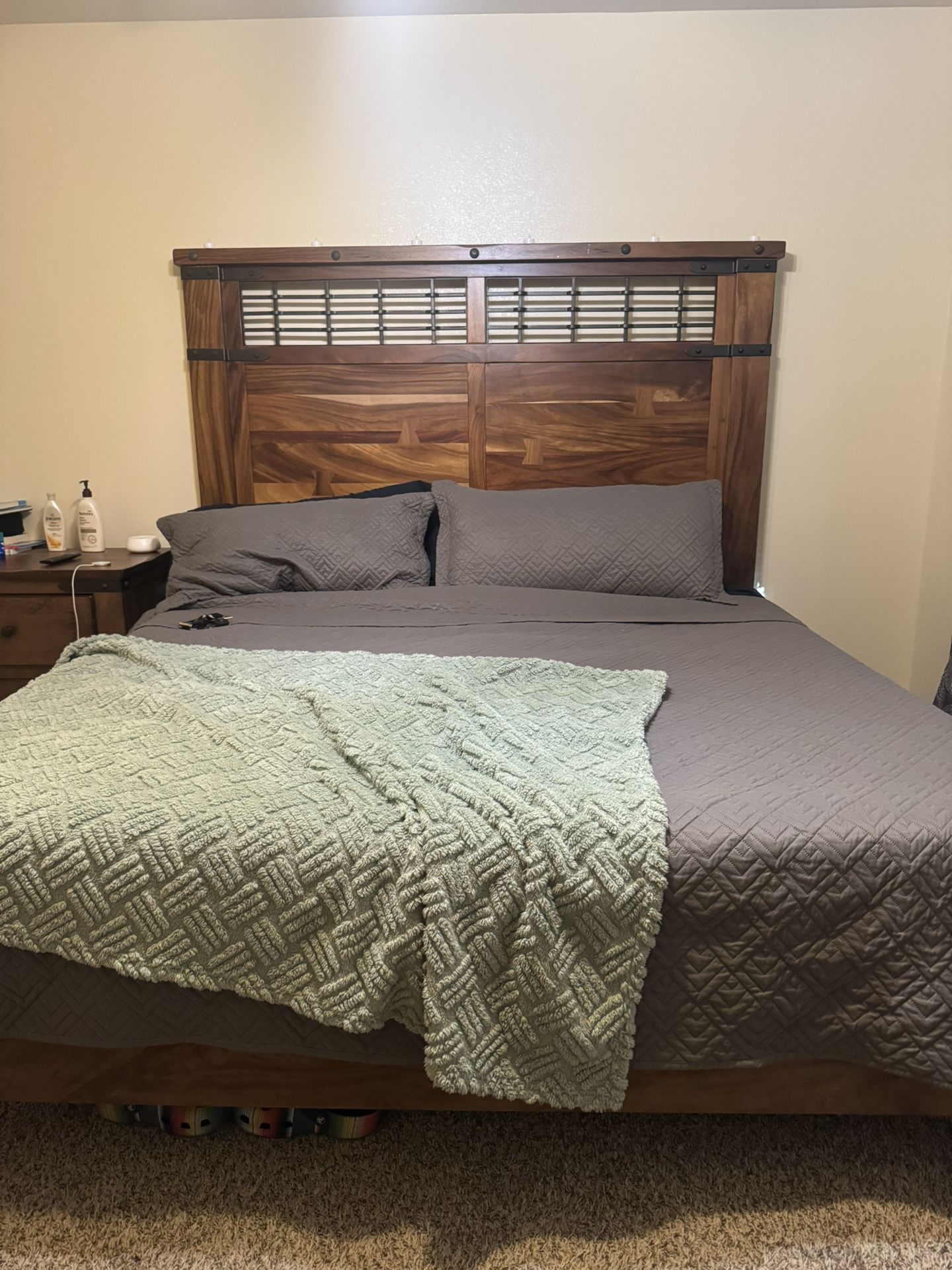 Bedroom Set (king)