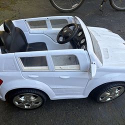 Kids White Mercedes Power Car With Charger Only $80!!