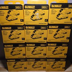 NEW DEWALT 20V MAX Compact 4 Ah Battery Power Pack (2 Pack Batteries) for Hammer Drill Driver, Impact Wrench, Circular Saw etc.