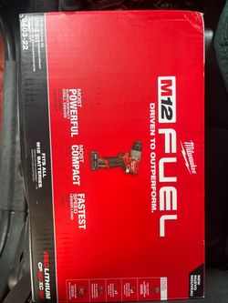Milwaukee M12 FUEL Drill/Driver Kit
