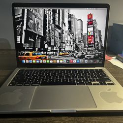 Macbook Pro M1 (Silver, 2020)