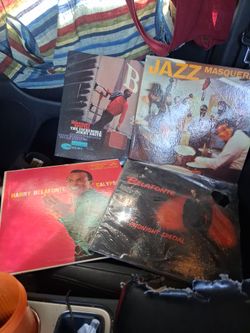 I have four vinyl albums , jimmy smith , jazz masquerade and two hairy billfonte albums