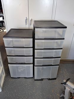Plastic storage bins