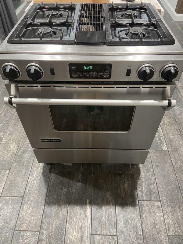 Duel Fuel 30” slide in downdraft range for Sale in Maple Valley, WA