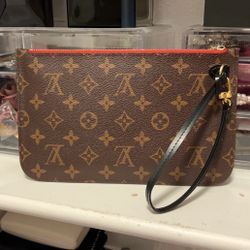 Louis Vuitton Pochette