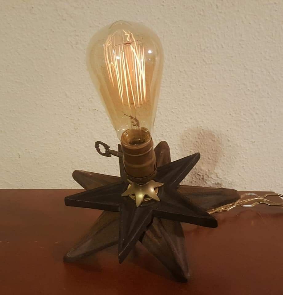 One-of-a-kind Handmade Country Style Art Cast Iron Star Hanging Pendant Lamp Light. $40.00 (With Bulb)