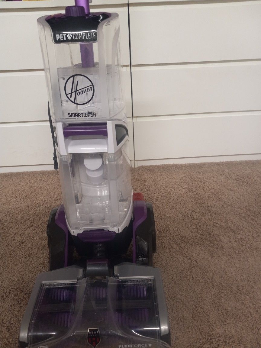 CARPET CLEANER HOOVER