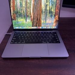 MacBook Pro 14” M2 Pro 2023