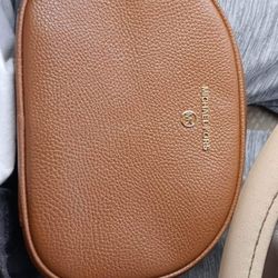 Michael Kors Jet Set Charm Bag