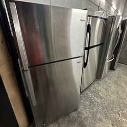 Whirlpool Top Freezer Refrigerator “28