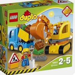 Duplo 10812 Truck & Tracked Extractor 