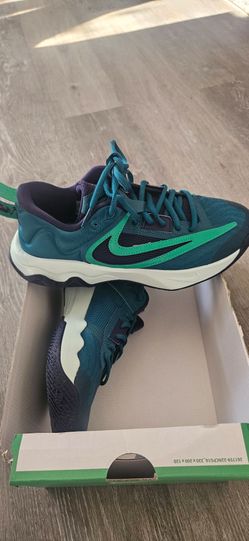 Boys Nike Basketball shoes