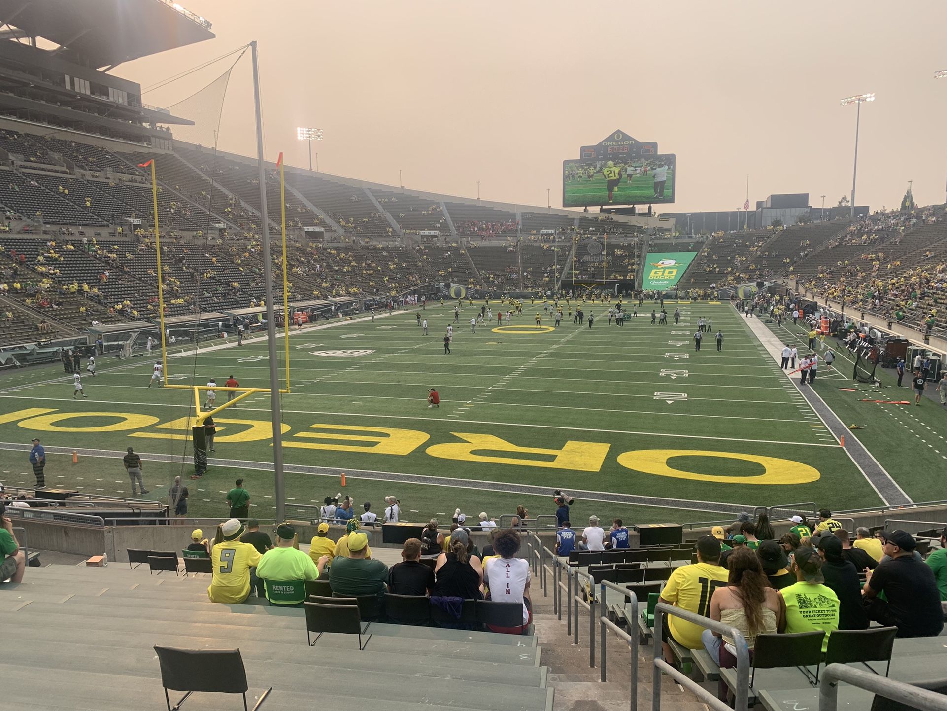 Oregon Ducks vs Stanford At Autzen, 10/1/22 NEW PRICE