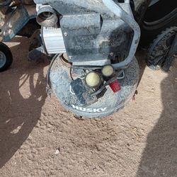 Husky Compressor 