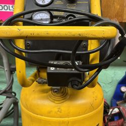 Dewalt Compressor