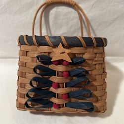 New Christmas tree wicker basket holiday handle cards letter gift her home decor