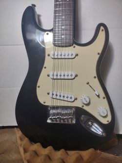 Squire mini fender guitar Pro fret level Spa perfect now 129