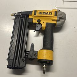 Dewalt brad nail nailer