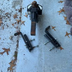 Camper Hitch With Stabilizer Bars
