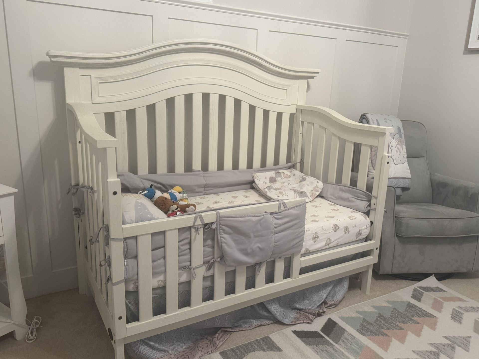 Oxford 2 In 1 Crib With Moonlight Slumber Mattress