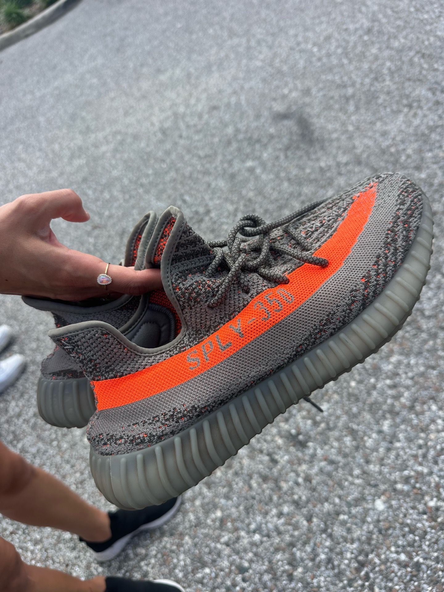 ADIDAS YEEZY BOOST 350 V2 Low Beluga Reflective SIZE 12