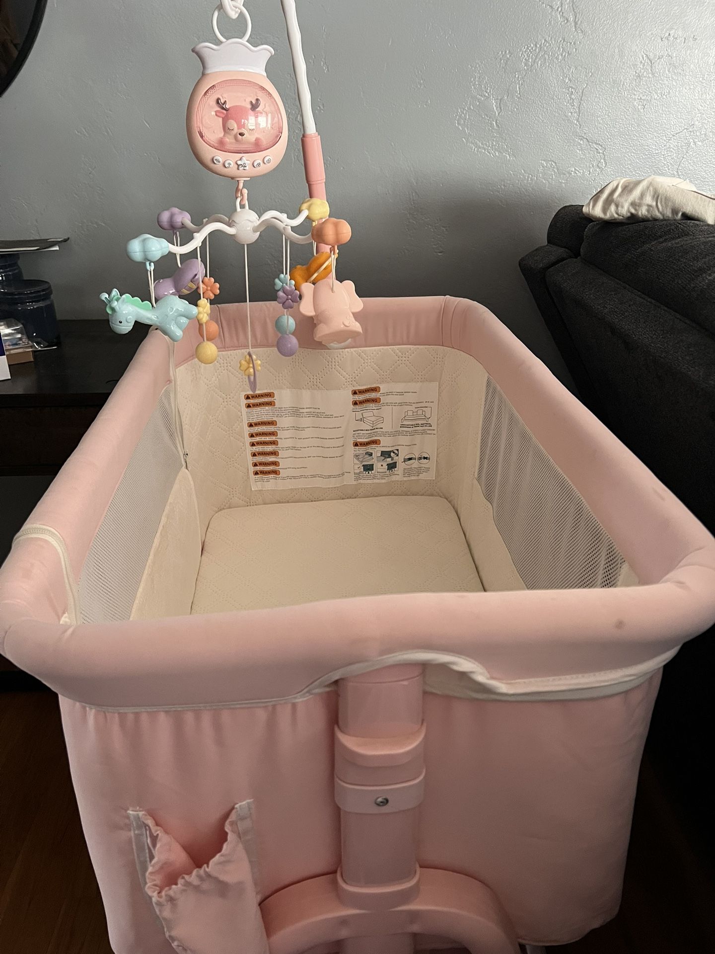 4 In 1 Bedside Bassinet For Baby