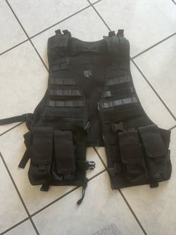 5.11 Tactical VTAC LBE Vest (Model 58631) – Size Regular – Black – Includes 4 MOLLE Magazine/Utility Pouches