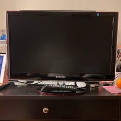 2009 HDMI Samsung monitor 