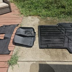 Jeep Gladiator Floor Mats And Bed Liner