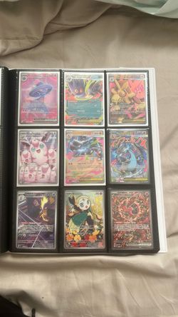 Pokémon binder CHARIZARD, EVEE,ETC