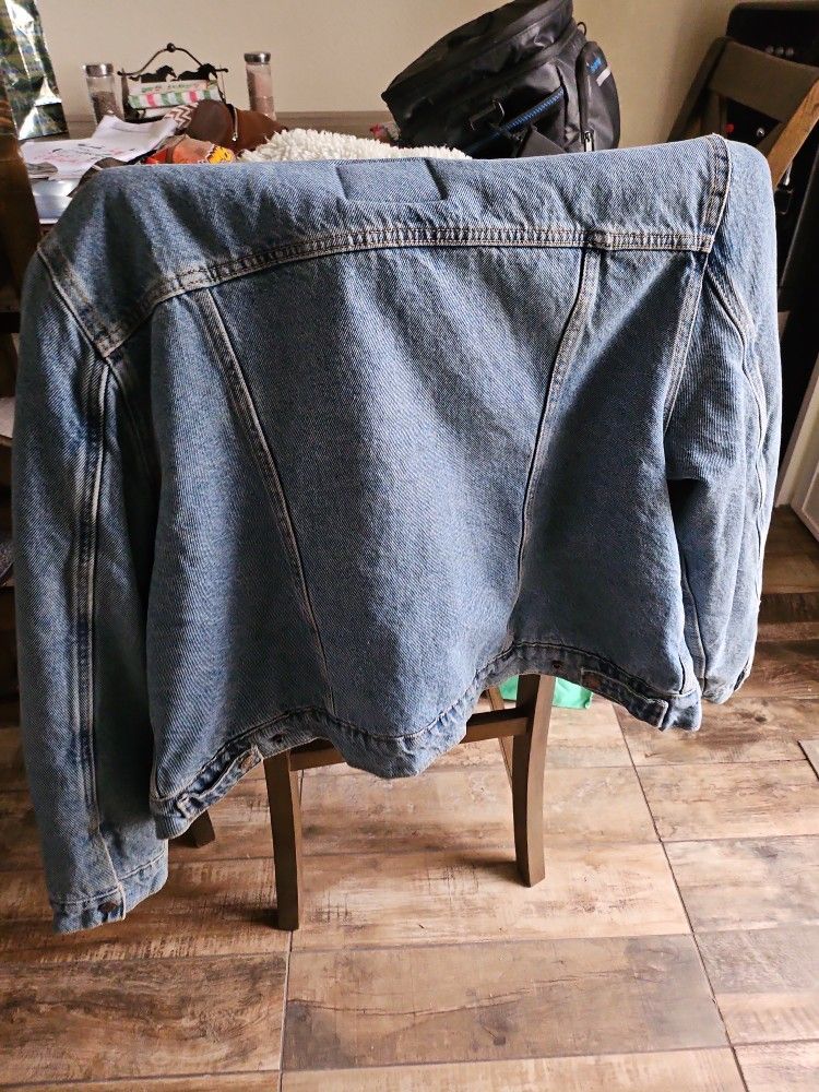 Brand New Levi's Women's Jacket