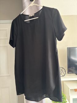 Short leave black top
