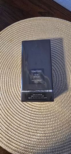 TOM FORD OUD WOOD EAU DE PARFUM SPRAY FOR MEN 3.4 Oz / 100 ml BRAND NEW IN BOX!