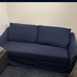 Pottery Barn Sleeper Sofa. 
