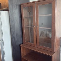 Tall cabinet shelf 