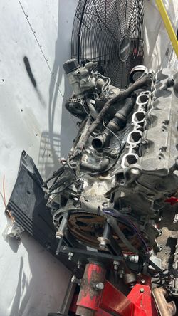 E55 AMG engine parts crankshaft head  M113