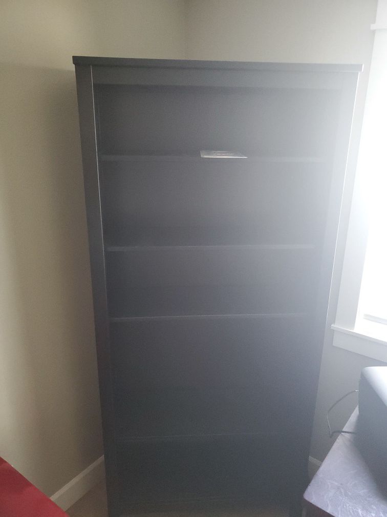IKEA bookshelves. Hardly used. 2 for 100 OBO
