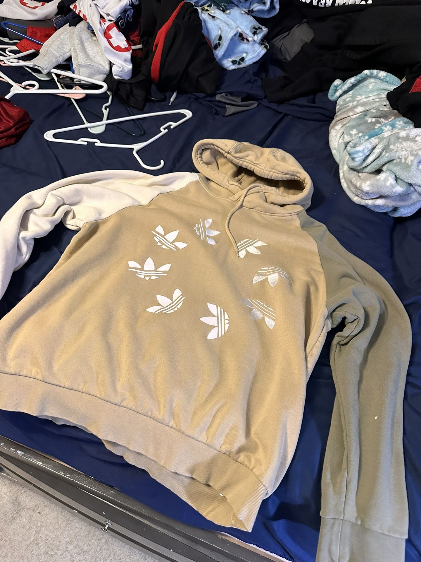 ADIDAS Hoodie